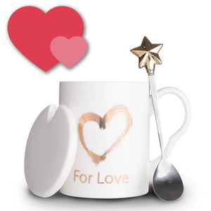 Fashion Cute Couple Loving Heart Ceramics Mugs Black and White Cups Office Coffee Tea Milk Mug Friend Gift Cup with Star Spoon